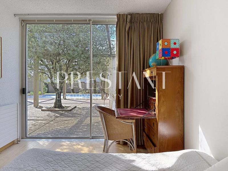 Maison - 209 m² - 6 pièces