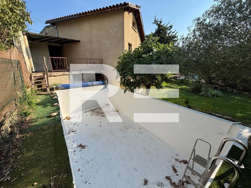 Maison - 112 m² - 7 pièces