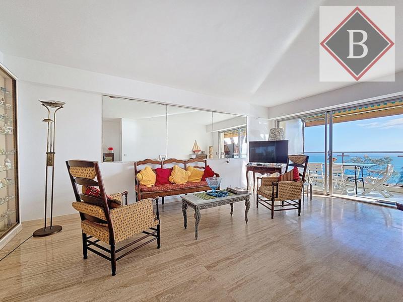 Appartement - 95 m² - 4 pièces