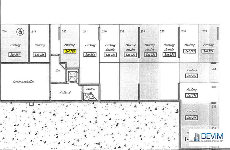 Parking / Garage - 12 m²
