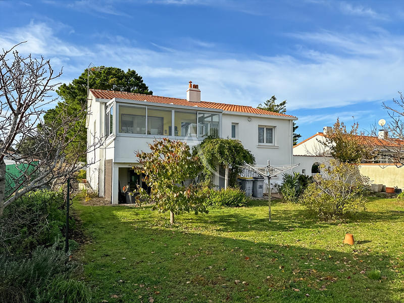 Maison - 136 m² - 6 pièces