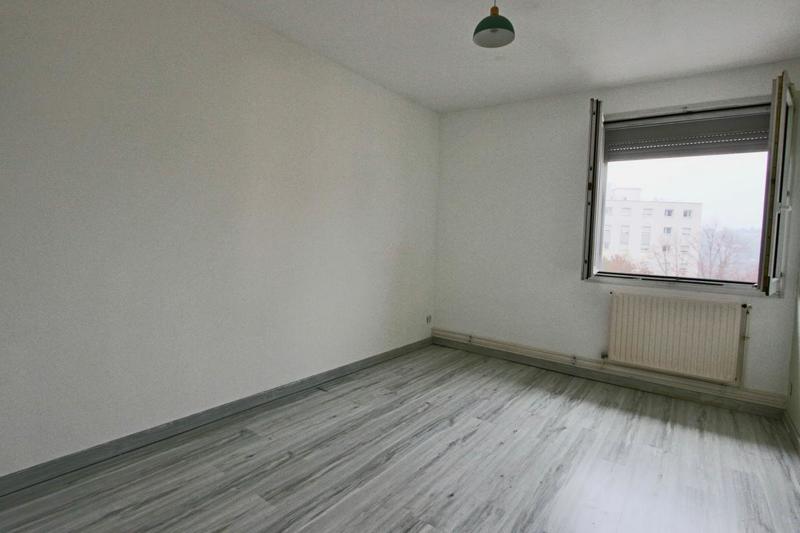 Appartement - 102 m² - 5 pièces