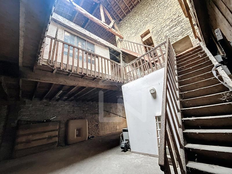 Maison ancienne - 191 m² - 6 pièces