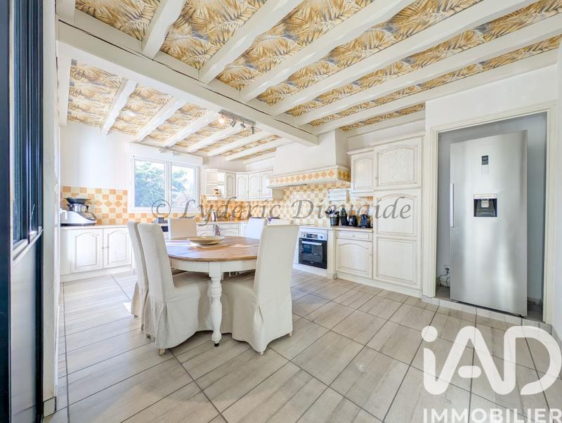 Maison - 177 m² - 5 pièces