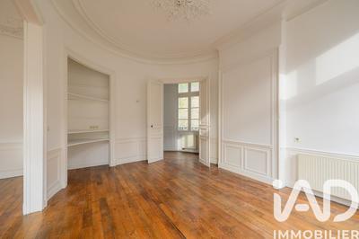 Appartement - 146 m² - 6 pièces