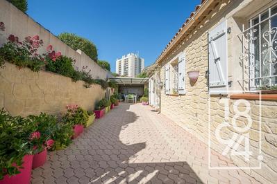 Maison - 163 m² - 5 pièces