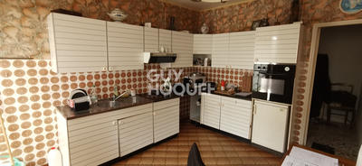 Maison - 120 m² - 4 pièces