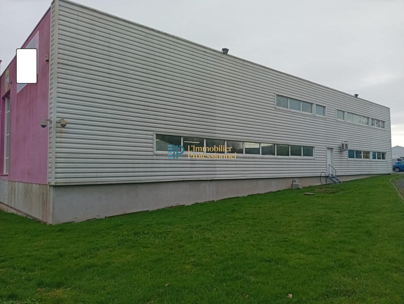Local d'activités - 1 284 m²