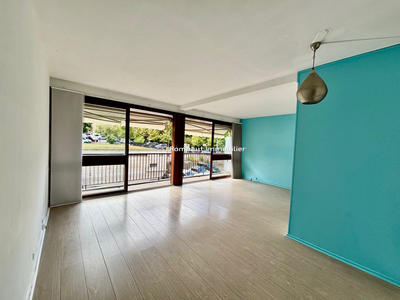 Appartement - 88 m² - 5 pièces