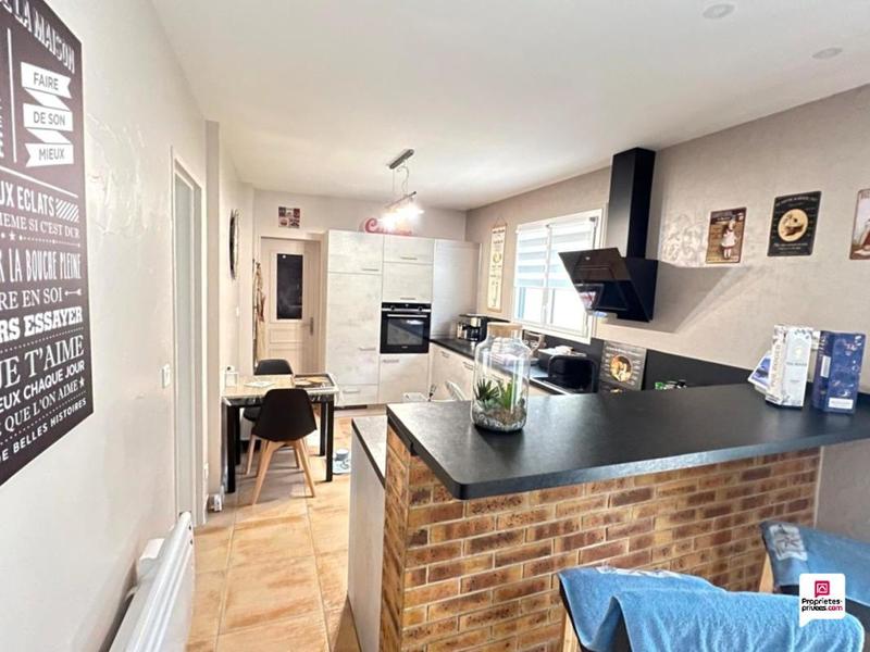 Maison - 104 m² - 5 pièces