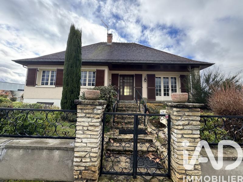 Maison - 121 m² - 5 pièces