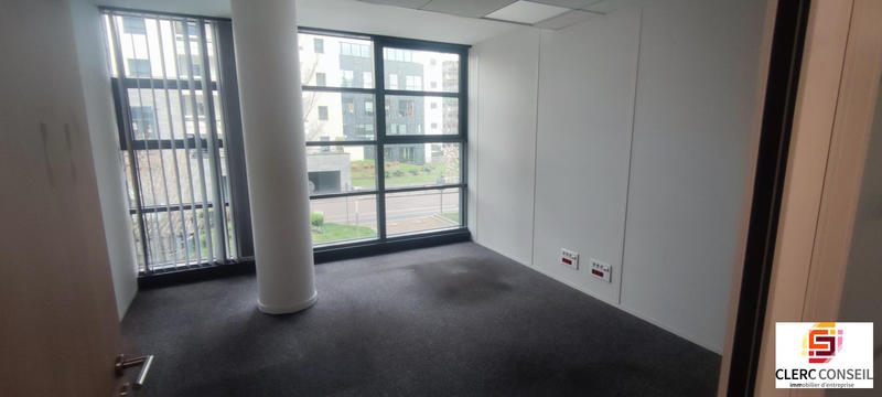 Bureau - 491 m²