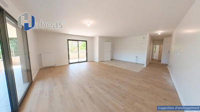 Appartement - 103 m² - 4 pièces