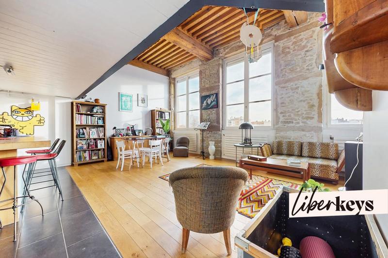 Appartement ancien - 116 m² - 5 pièces