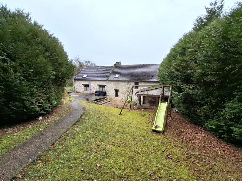 Maison - 136 m² - 4 pièces