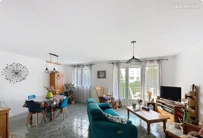 Appartement - 75 m² - 4 pièces