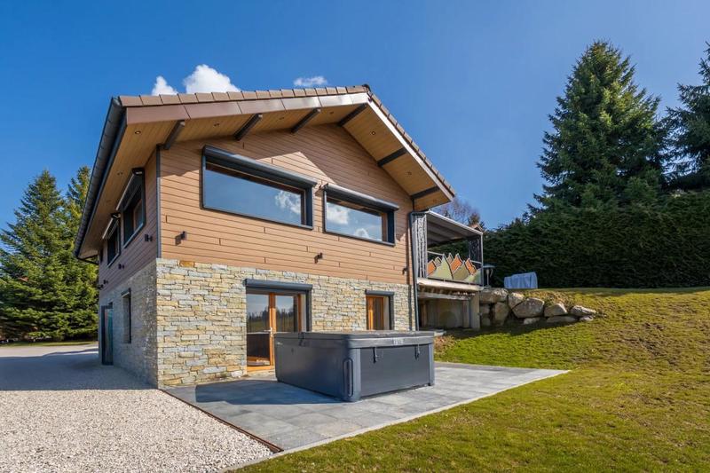 Maison - 200 m² - 5 pièces