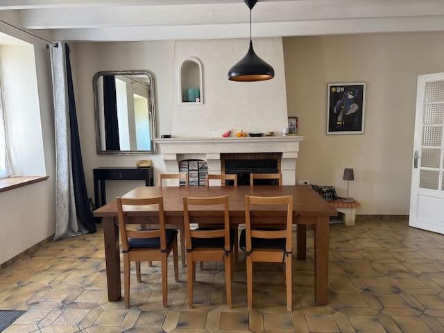 Maison - 151 m² - 7 pièces