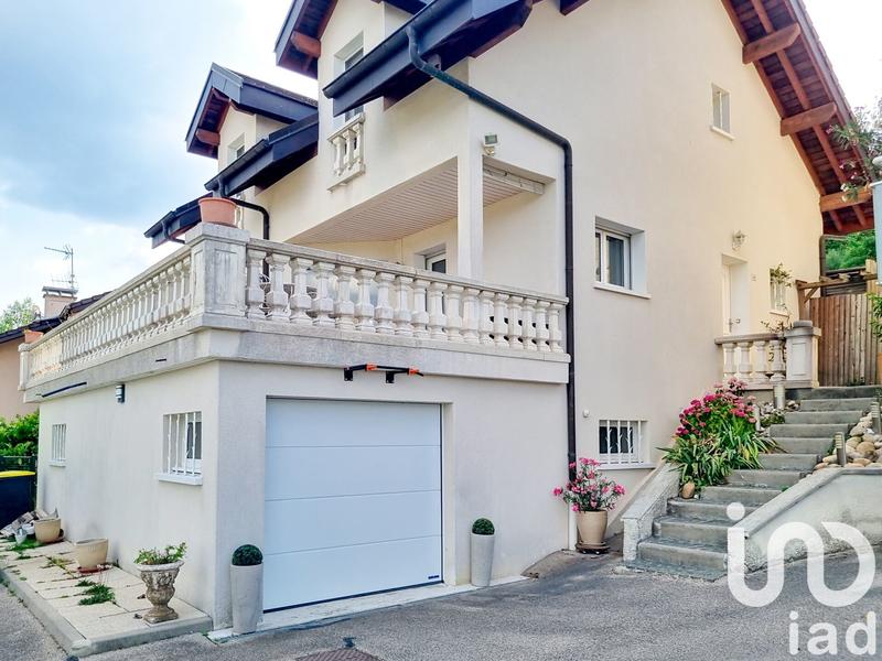 Maison - 190 m² - 5 pièces