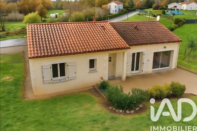 Maison - 101 m² - 5 pièces