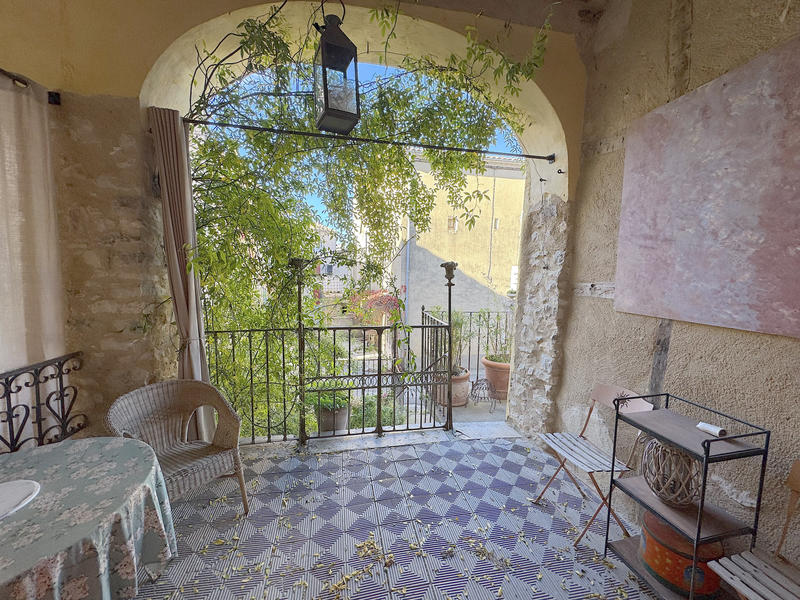 Maison de village - 300 m² - 7 pièces