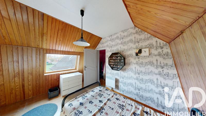 Maison - 180 m² - 8 pièces