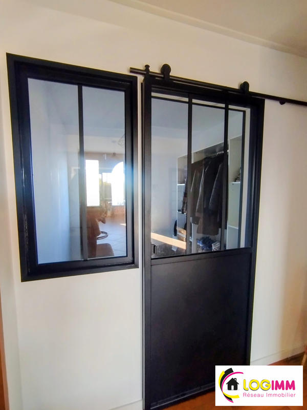 Maison - 196 m² - 5 pièces