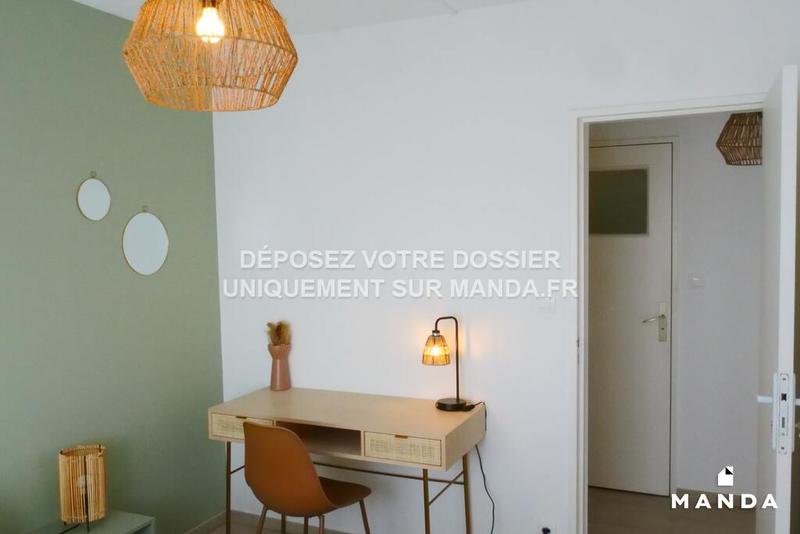 Chambre - 11 m² - 4 pièces