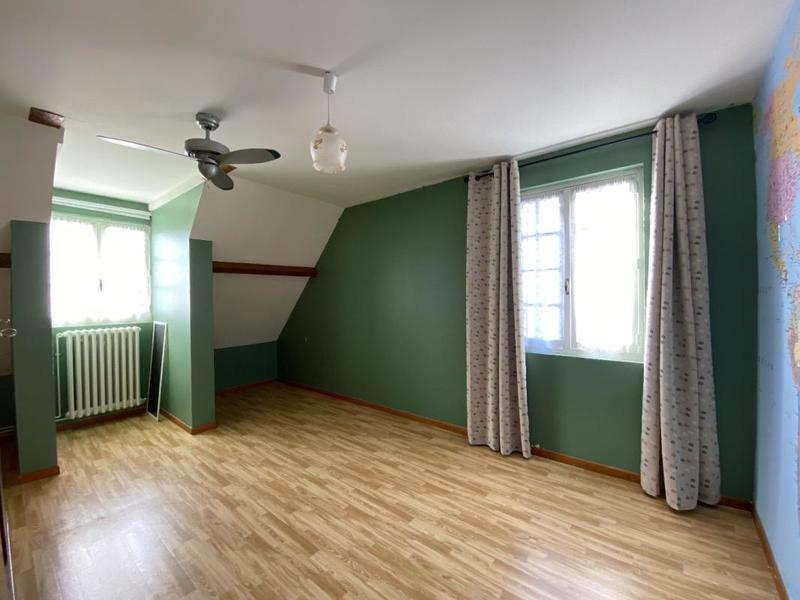 Maison - 140 m² - 8 pièces