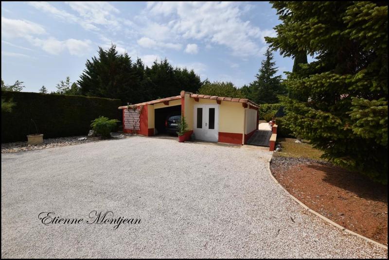 Maison - 256 m² - 13 pièces