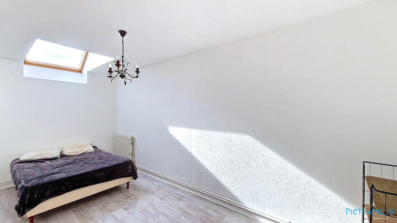 Maison ancienne - 232 m² - 8 pièces