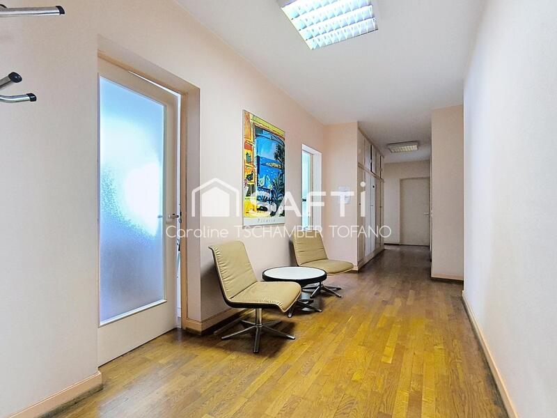 Appartement - 142 m² - 5 pièces