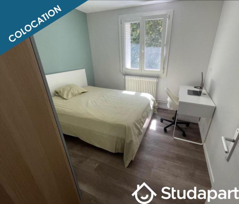 Chambre - 10 m² - 1 pièce