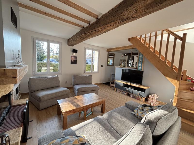 Maison - 98 m² - 4 pièces