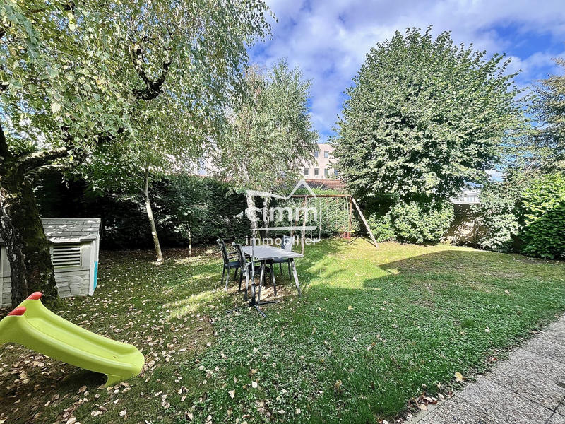 Maison - 91 m² - 5 pièces