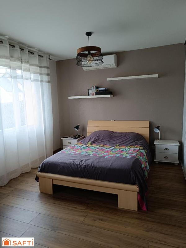 Maison - 177 m² - 7 pièces