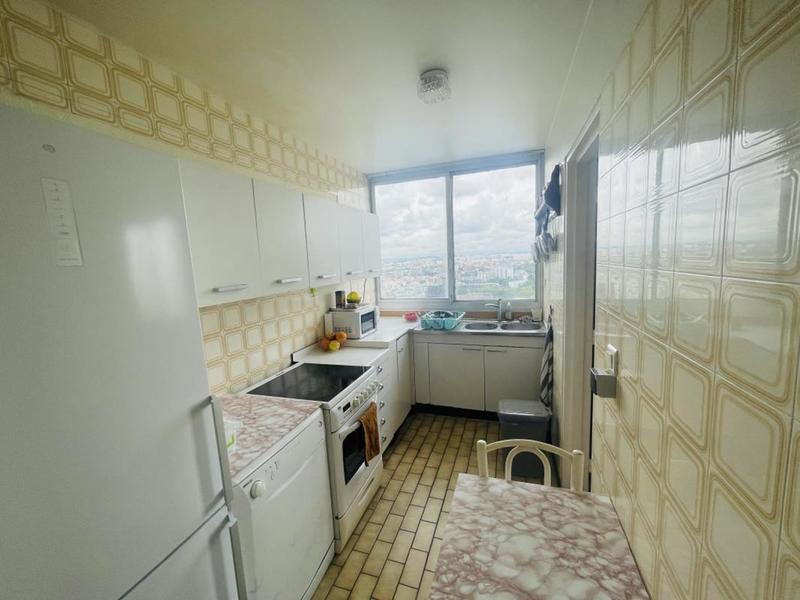 Appartement - 94 m² - 5 pièces