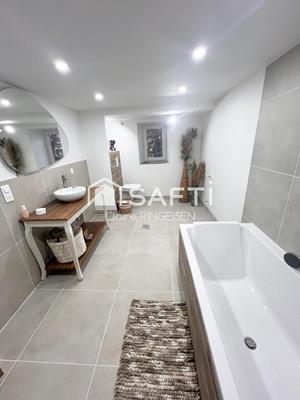 Maison - 126 m² - 4 pièces