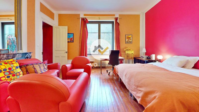 Château - 750 m² - 20 pièces