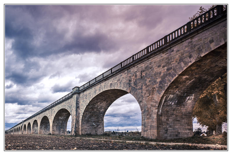 Exposition "Les Ponts du mois de Mai"