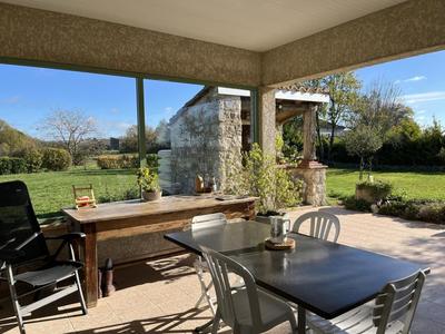 Villa - 229 m² - 5 pièces