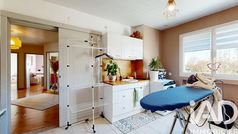 Maison - 206 m² - 8 pièces