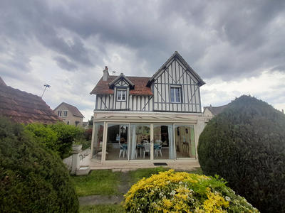 Maison - 114 m² - 6 pièces