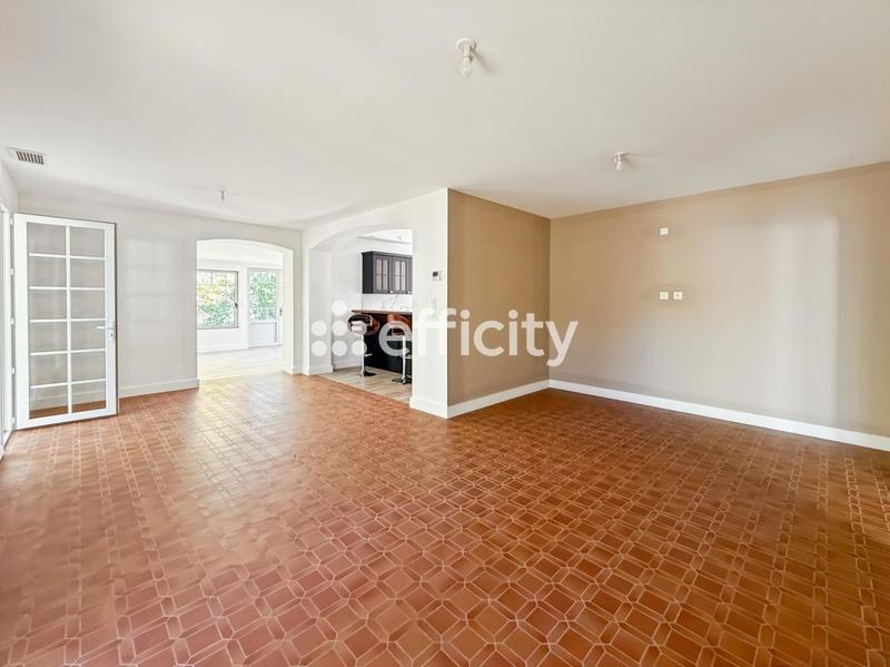 Maison - 150 m² - 5 pièces