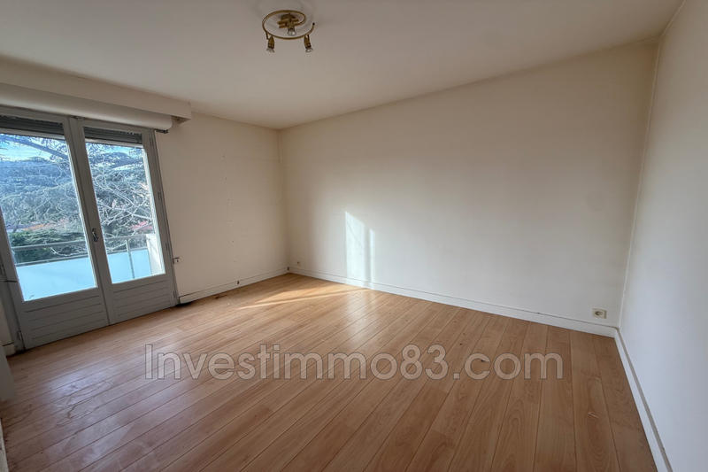 Appartement - 89 m² - 3 pièces