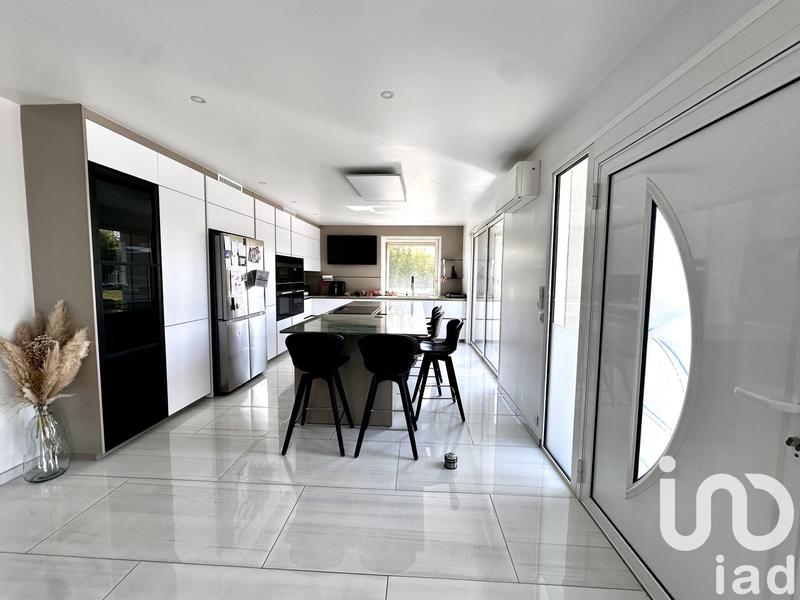 Maison - 176 m² - 5 pièces