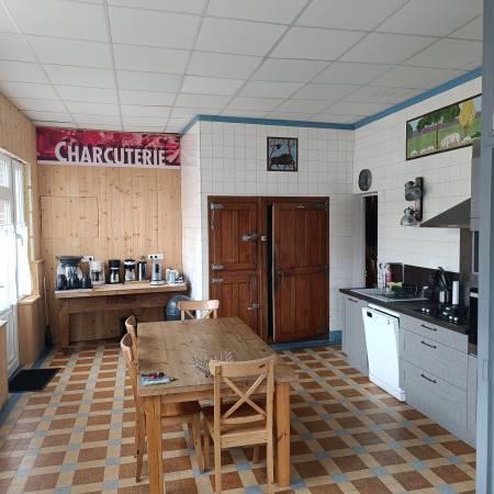 Maison - 239 m² - 9 pièces