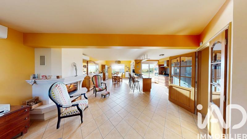 Maison - 154 m² - 7 pièces