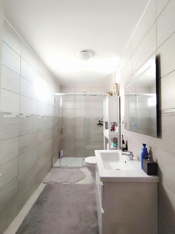 Maison - 229 m² - 9 pièces