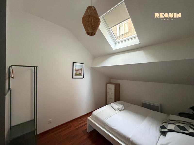 Appartement - 96 m² - 6 pièces